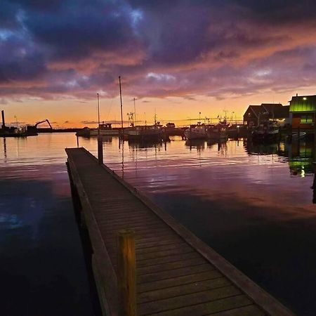 Det Gamle Garnbinderi, Ved Mons Bedste Strand. Borre Exterior foto